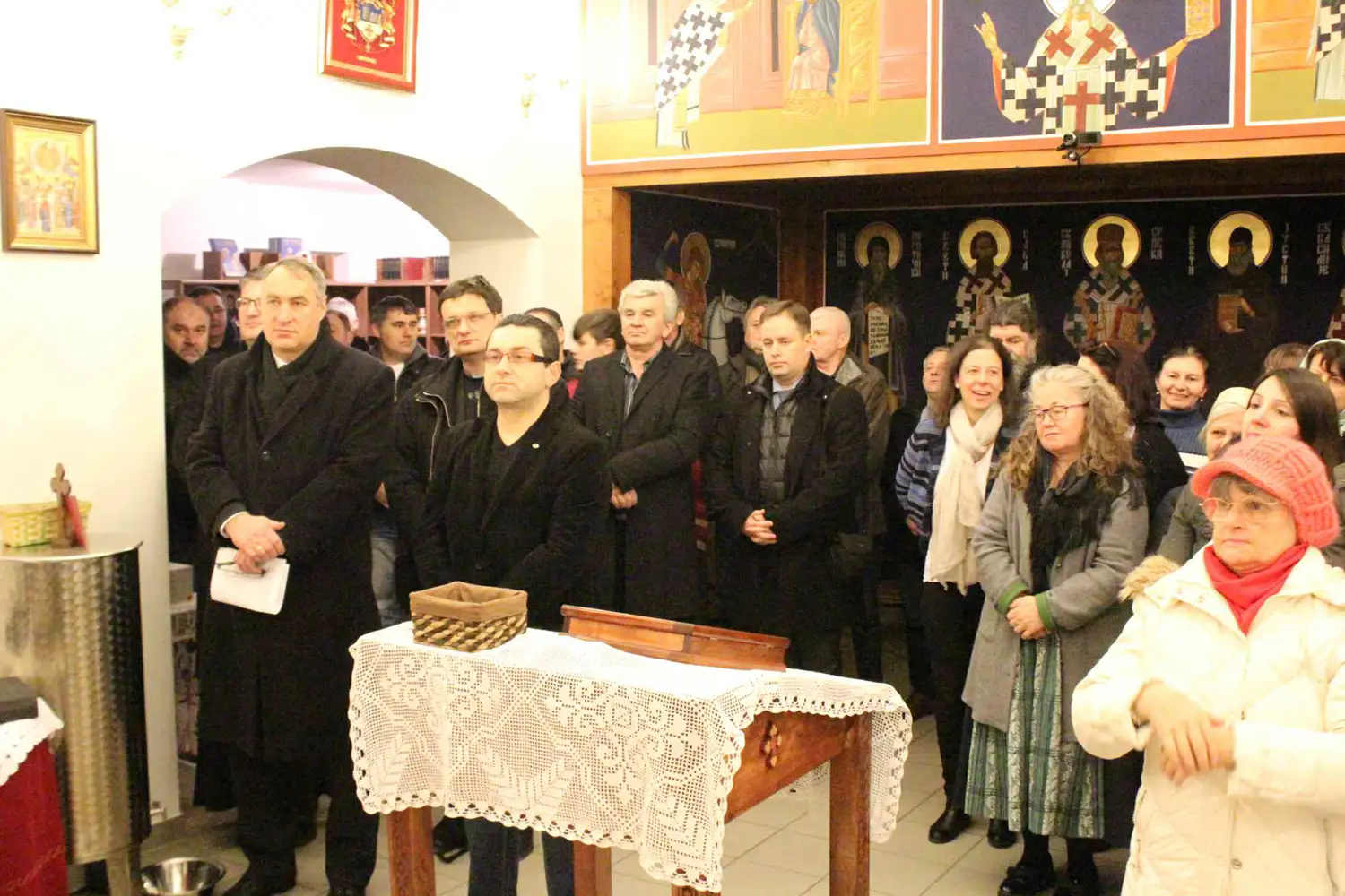 Епископ Андреј у Тулну