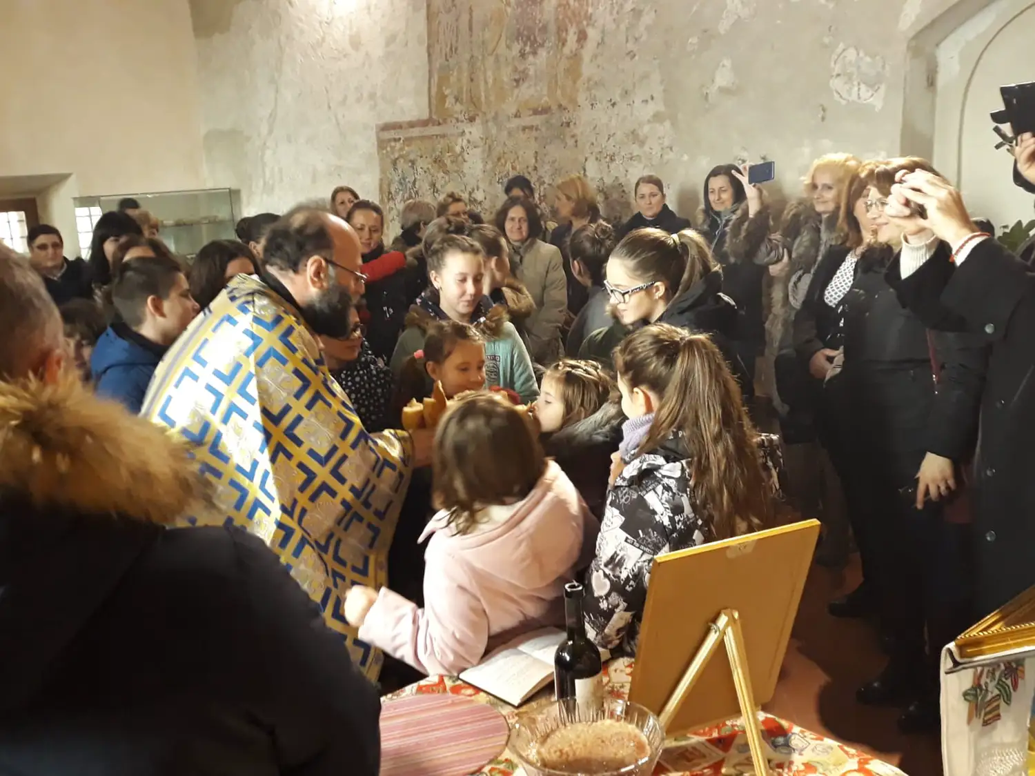 Српска деца у Удинама и Порћији прославили своју славу Св. Саву