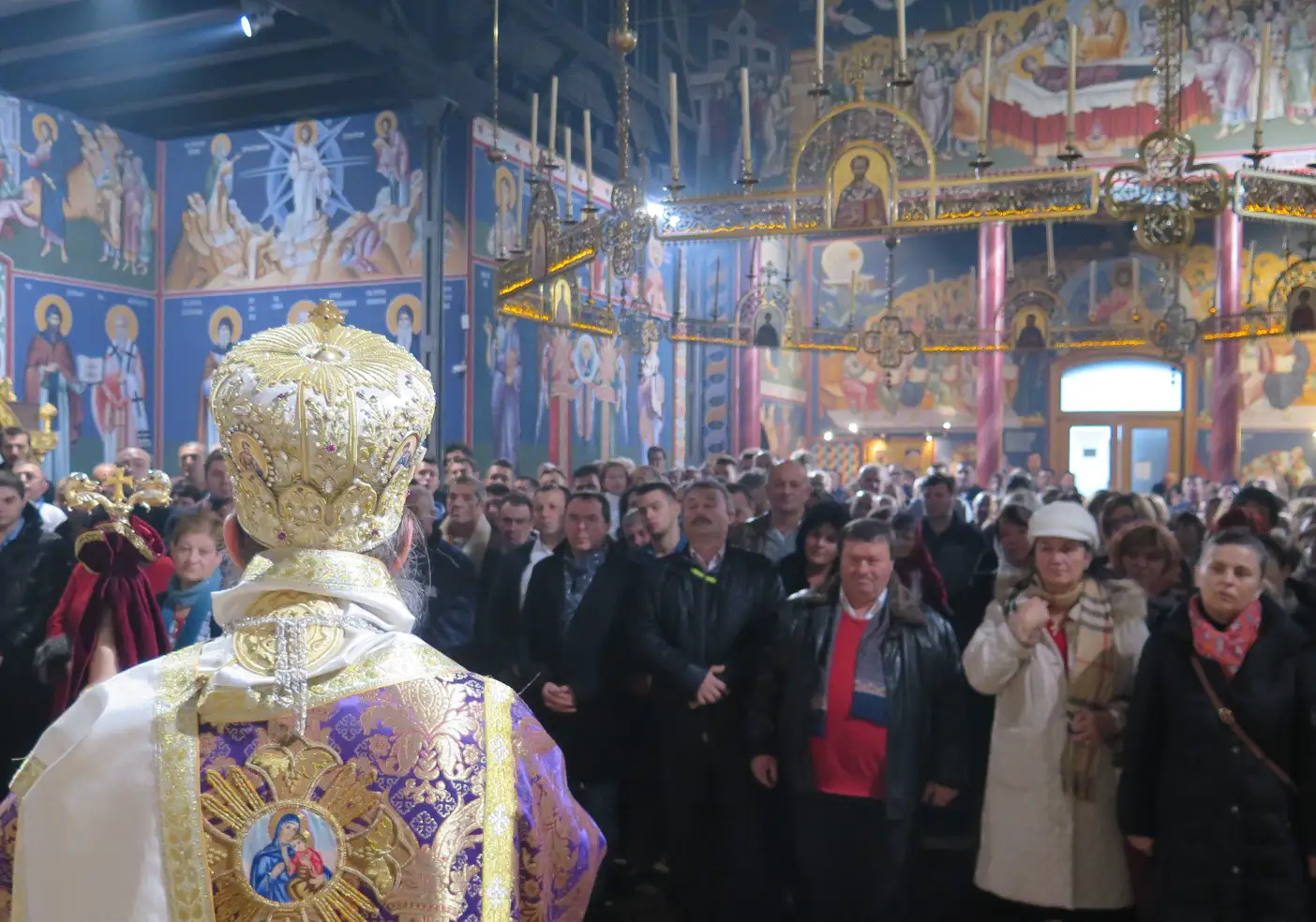 Света архијерејска литургија у Бечу