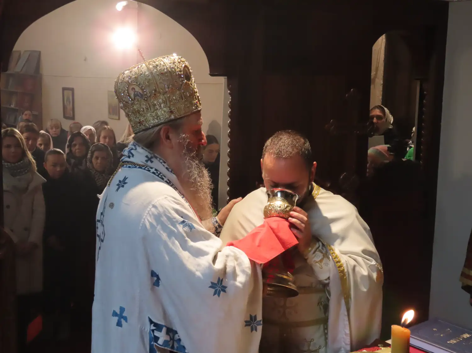 ЕПИСКОП АНДРЕЈ У ФЕЛДКИРХУ