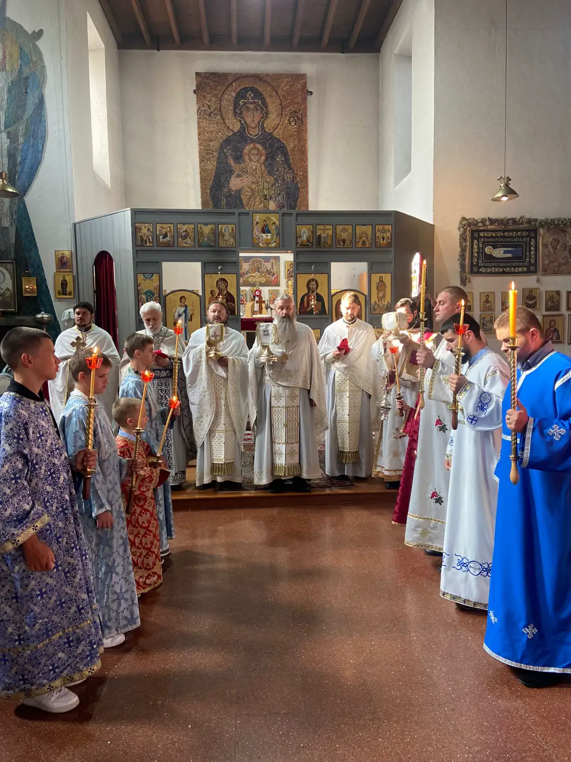Преображење Господње у Храму Рођења Пресвете Богорице у Бечу и предавање Архимандрита Серафима Балтића из Америке