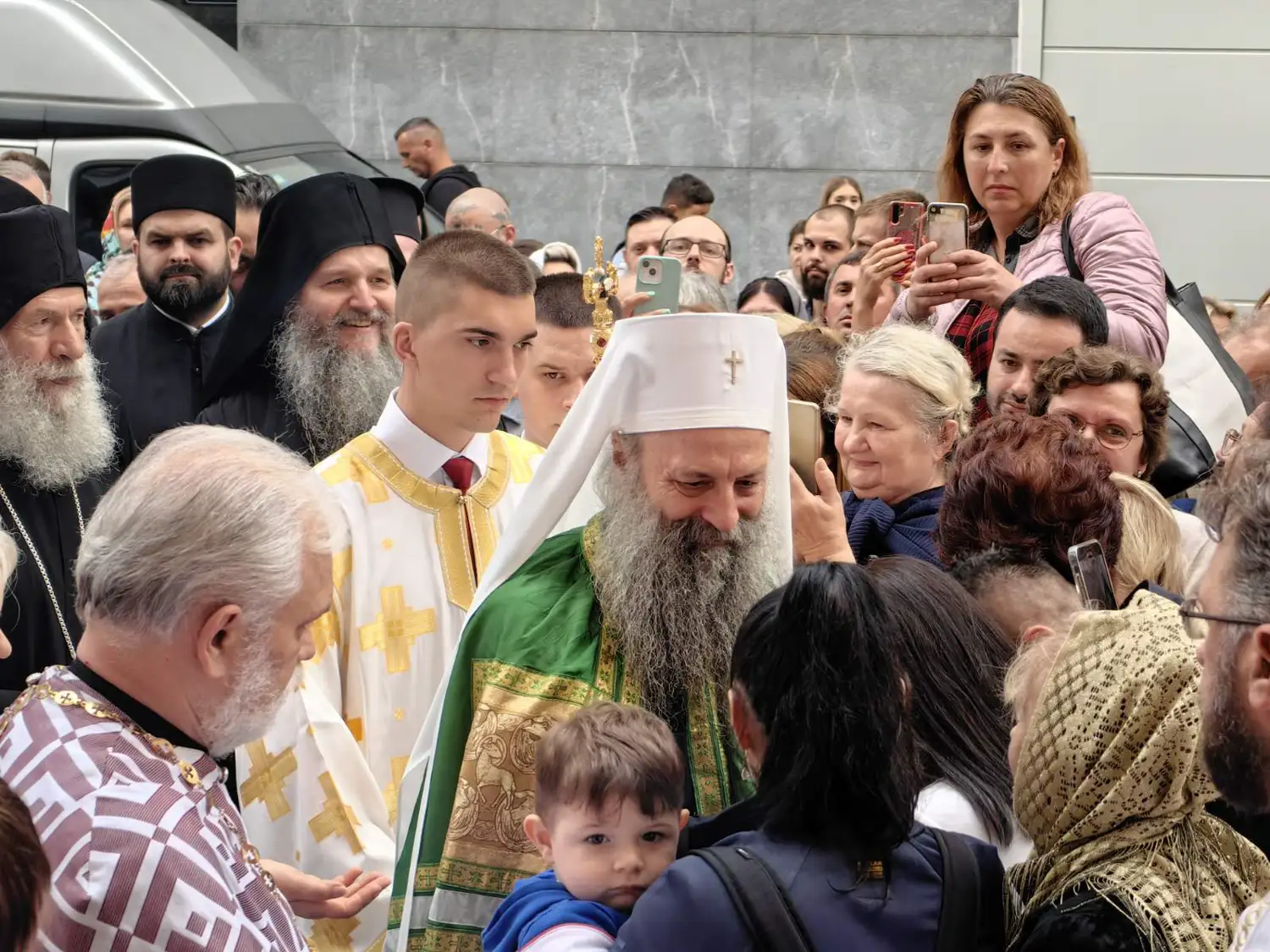 Патријарх Порфирије стигао у посету Епархији аустријско-швајцарској