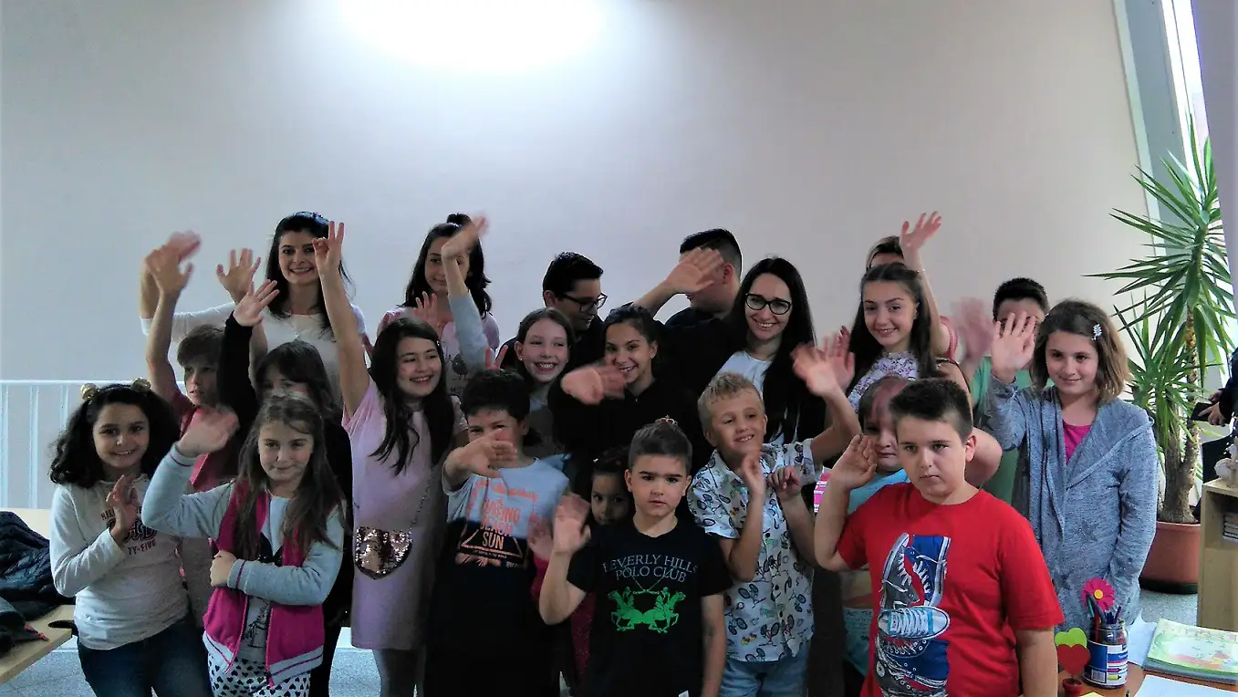 Поново ради школа!