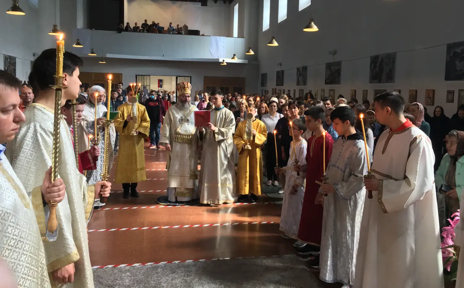 Свечано прослављен празник Силаска Светог Духа у Бечком храму Рождества Пресвете Богородице