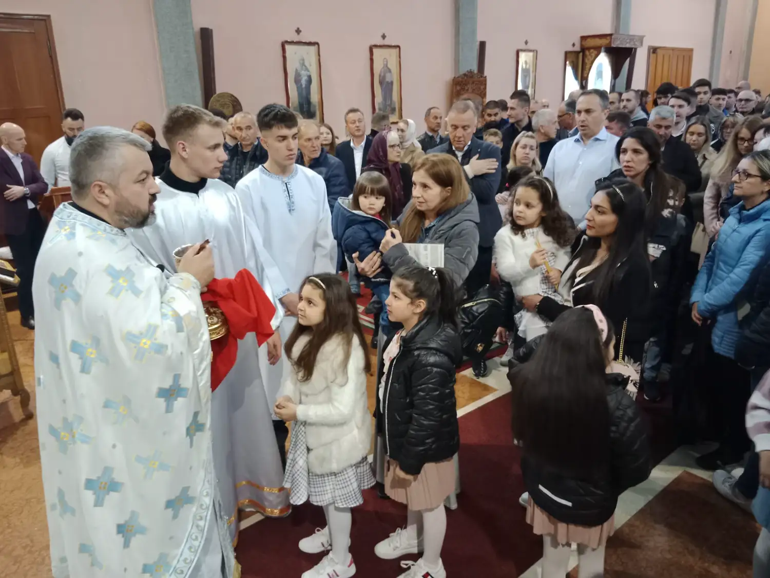 ВАСКРС У МИЛАНСКОЈ ПАРОХИЈИ