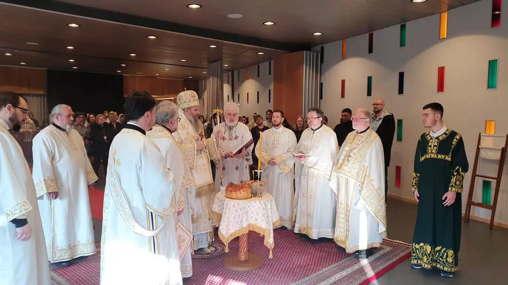 ПАРОХИЈСКА СЛАВА СВЕТА ТРИ ЈЕРАРХА У ЛОЗАНИ