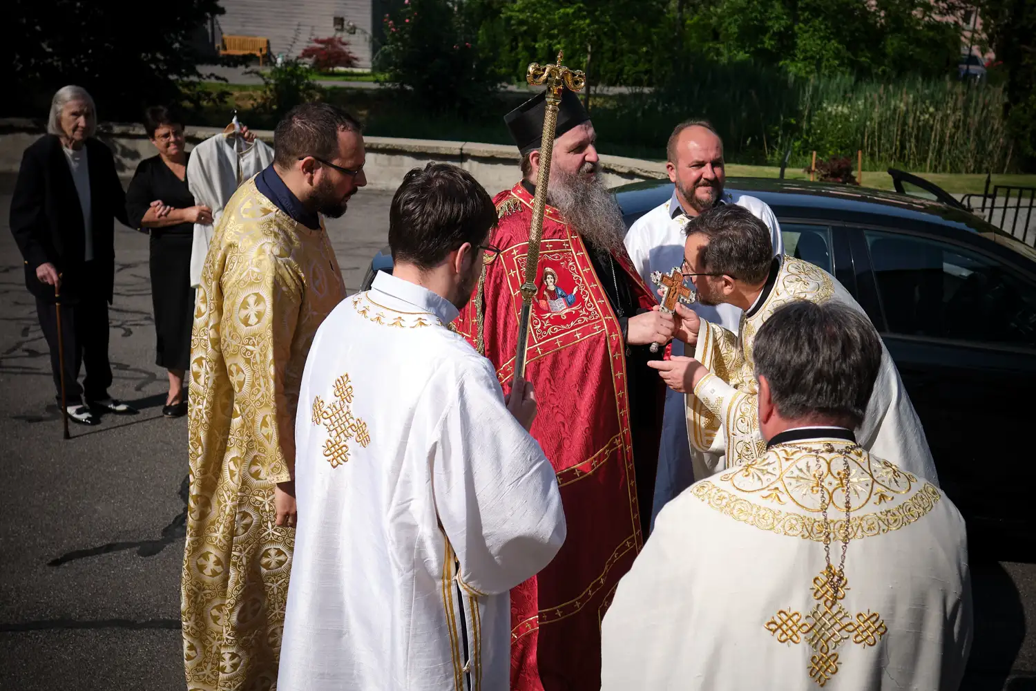 ПОСЕТА ЕПИСКОПА АНДРЕЈА ПАРОХИЈИ ЛУЦЕРН