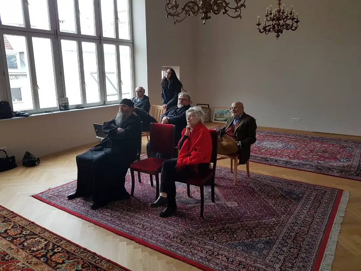 Састанак Комисије за уређење свечане сале епископске резиденције у Бечу
