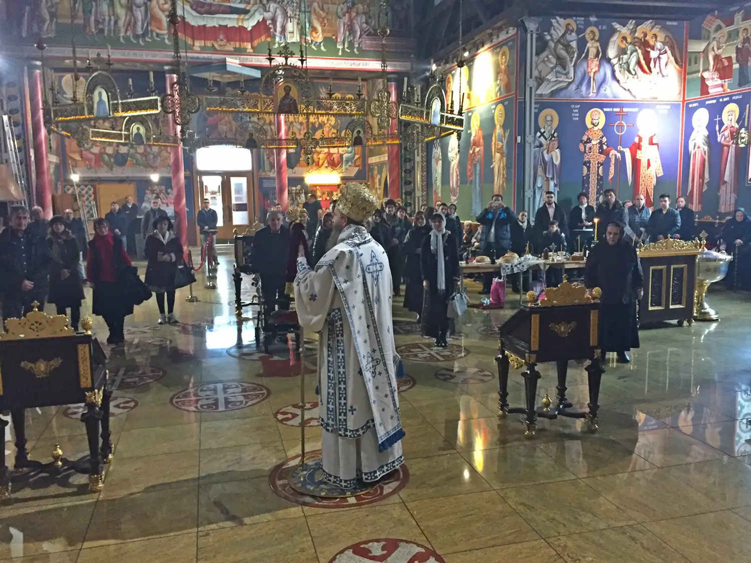 Митровдан у храму Васкрсења у Бечу