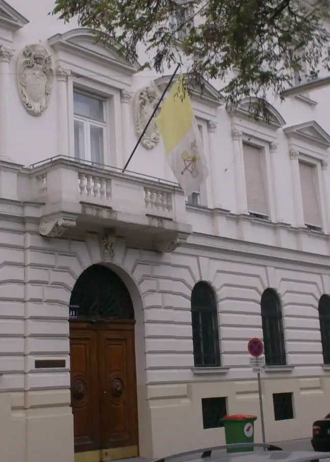 Епископ Андреј у Апостолској нунцијатури