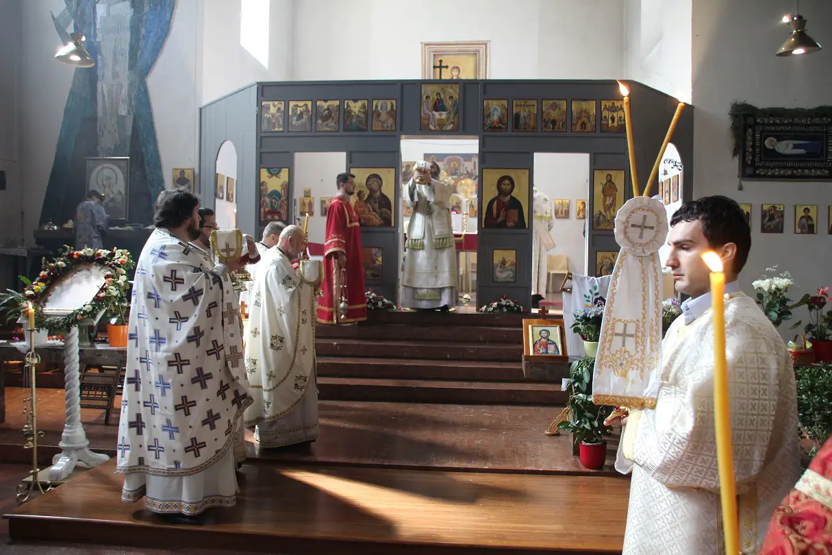 Васкршња архијерејска Литургија у Бечу