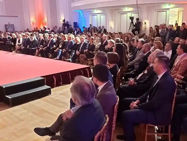 Епископ Андреј на отварању Дана Србије и Српске у Аустрији