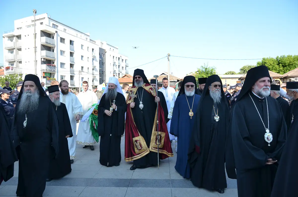 Епископ Исихије свечано устоличен у трон Епархије ваљевске