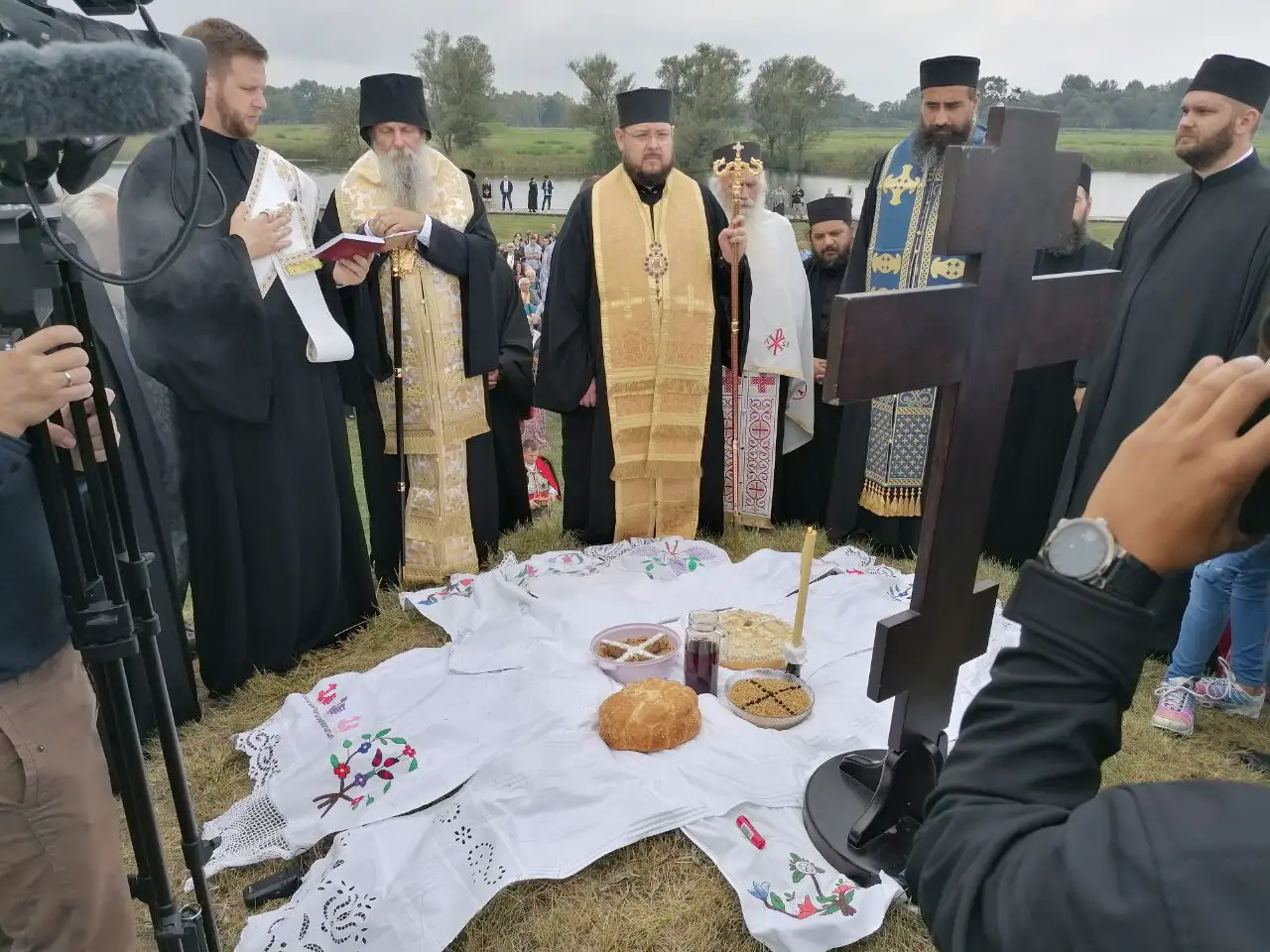 СРПСКА ПРАВОСЛАВНА ЦРКВА