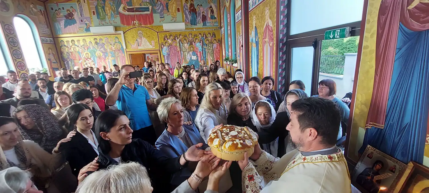 Крсна слава Kола српских сестара у Салцбургу