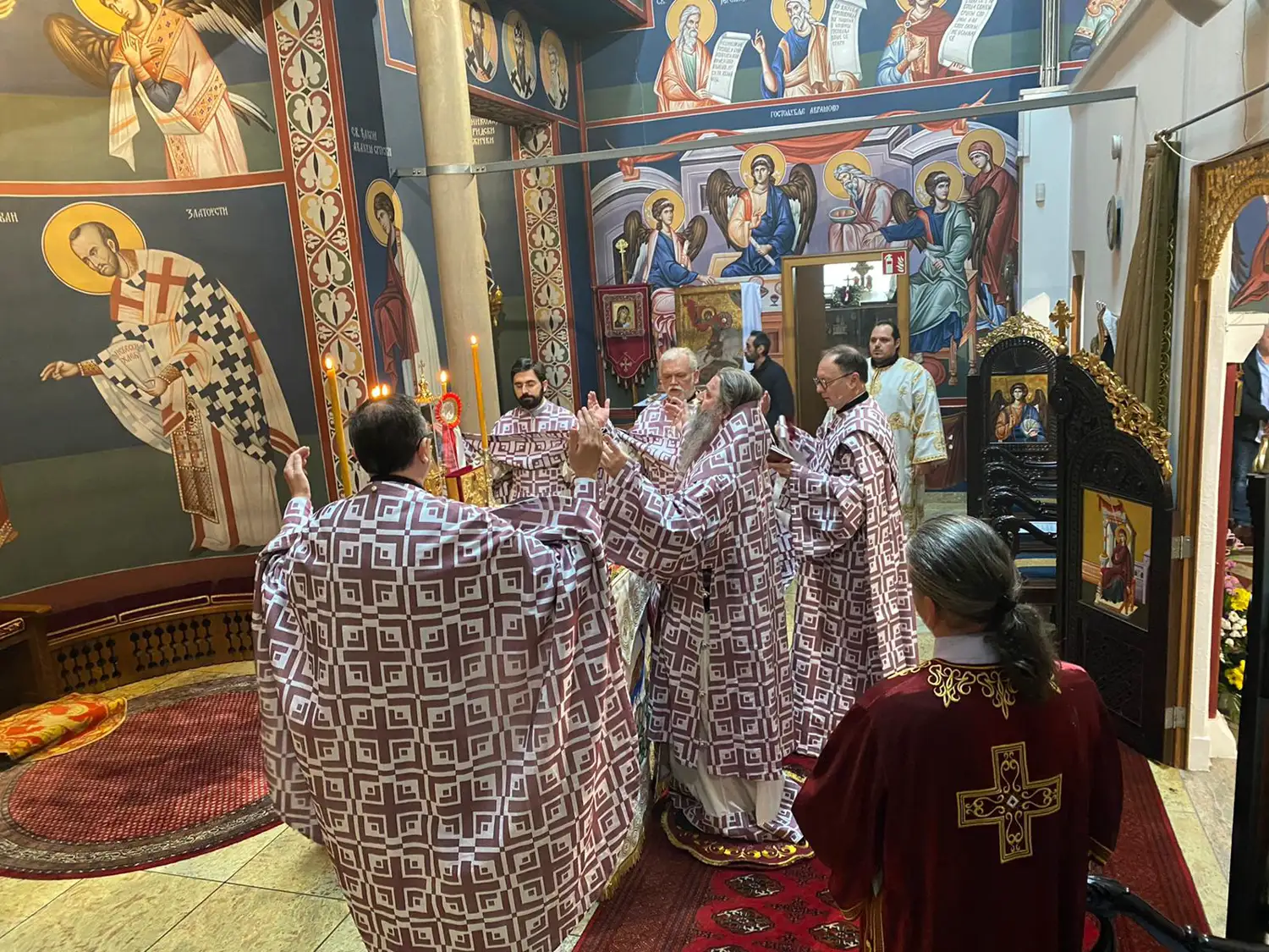 Слава храма Васкрсења Христовог у Бечу