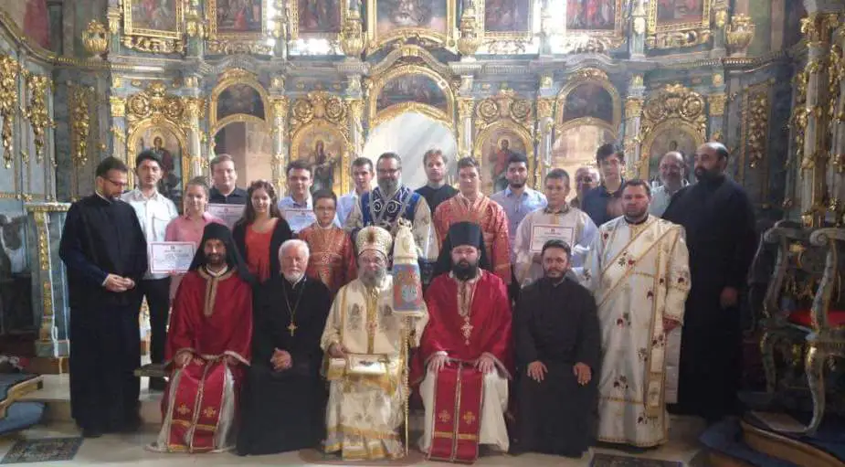 Полазници из Епархије аустријско-швајцарске учествовали у летњој школи појања у Румунији