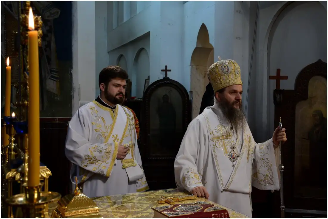 Епископ Андреј служио у цркви Светог Александра Невског