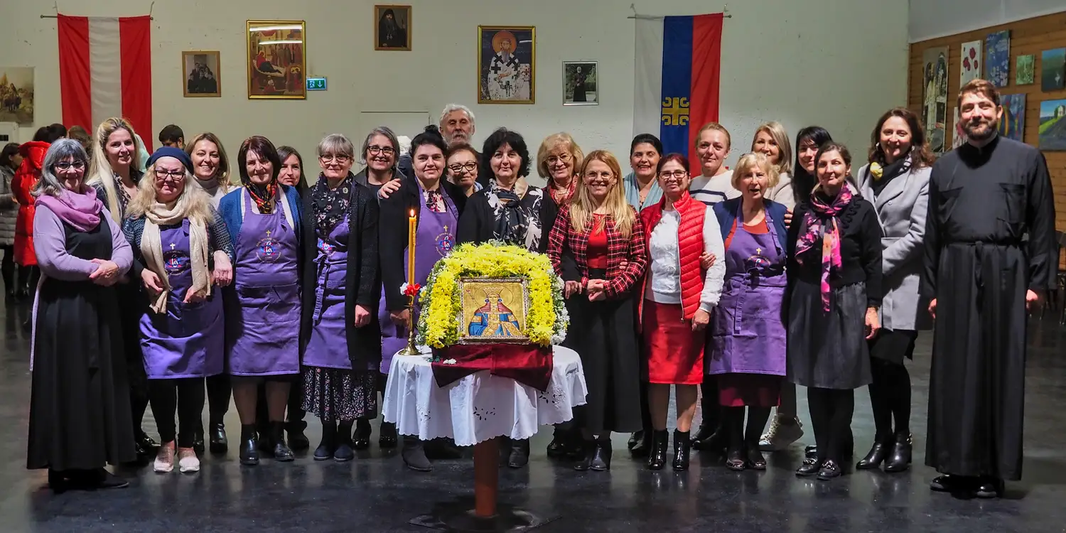 Слава Кола српских сестара при Богородичином храму у Бечу