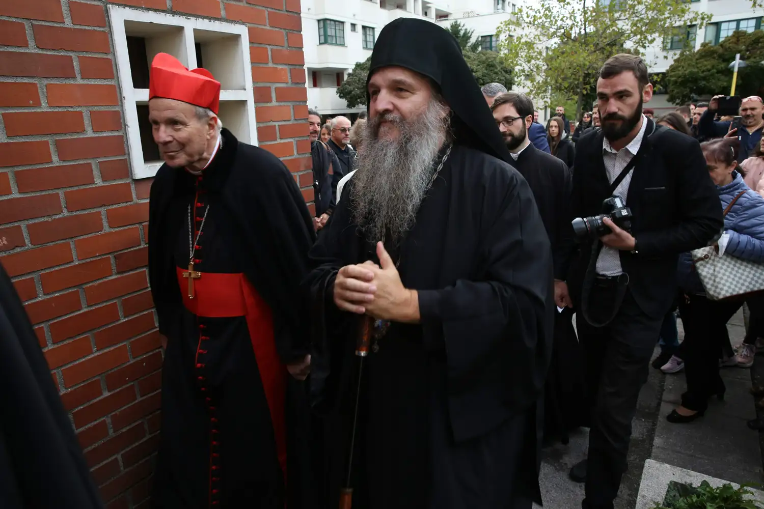 Свечана примопредаја Бечког храма Епархији аустријско-швајцарској – 1. део